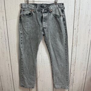 Levi's Light Gray Denim Jeans